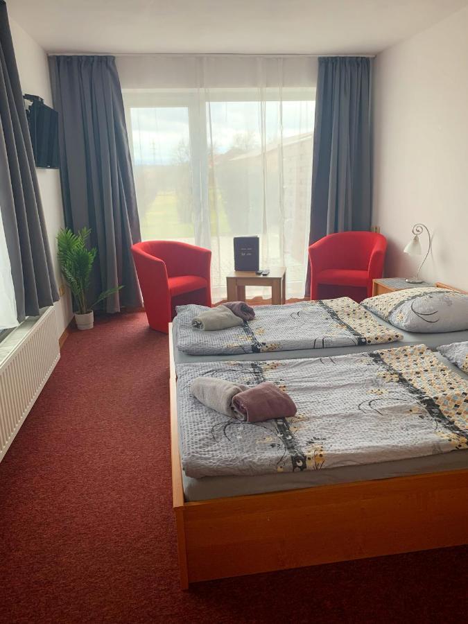 Penzion Ivana Valašské Meziříčí Bagian luar foto